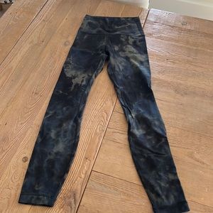 Lululemon align - blue/green camo print